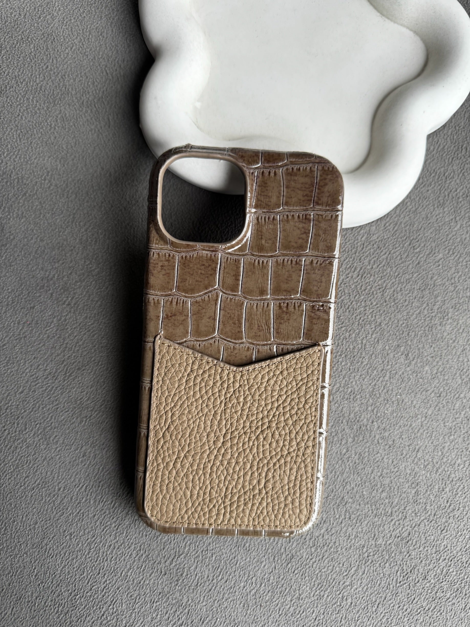 Vizon Croco Deri iPhone Kılıfı – Cepli Model