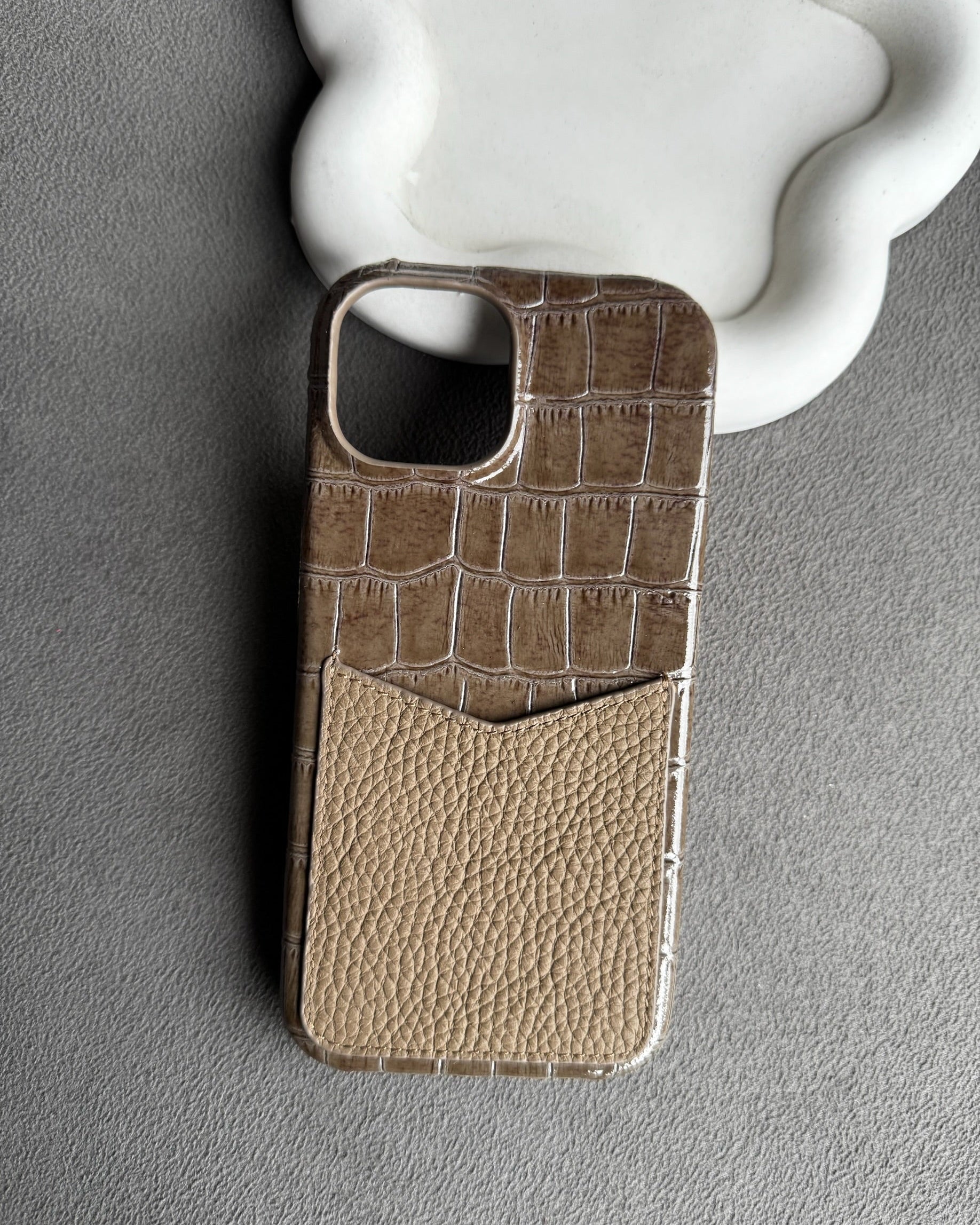 Vizon Croco Deri iPhone Kılıfı – Cepli Model