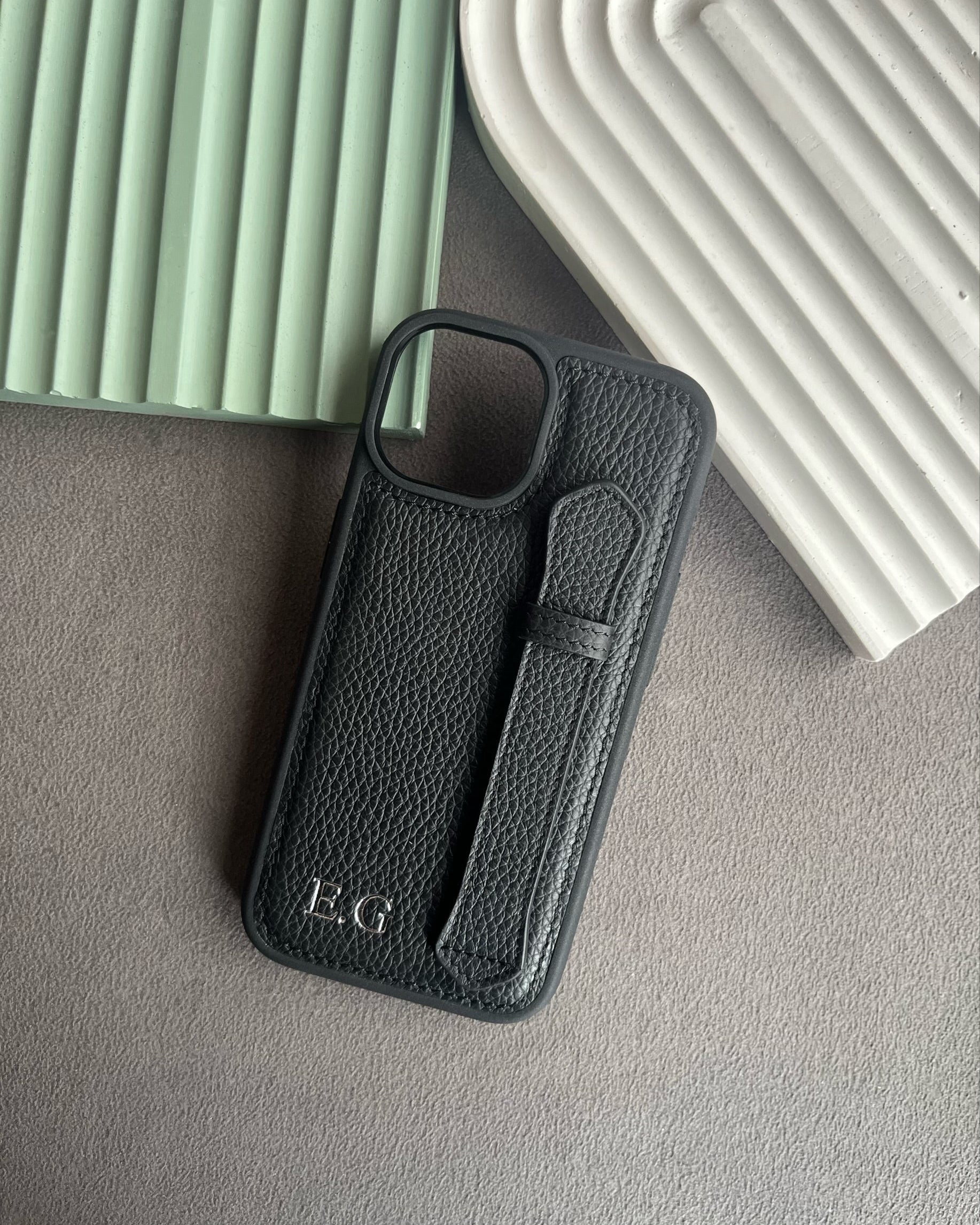 Deri Kemerli iPhone Kılıfı | Siyah Togo