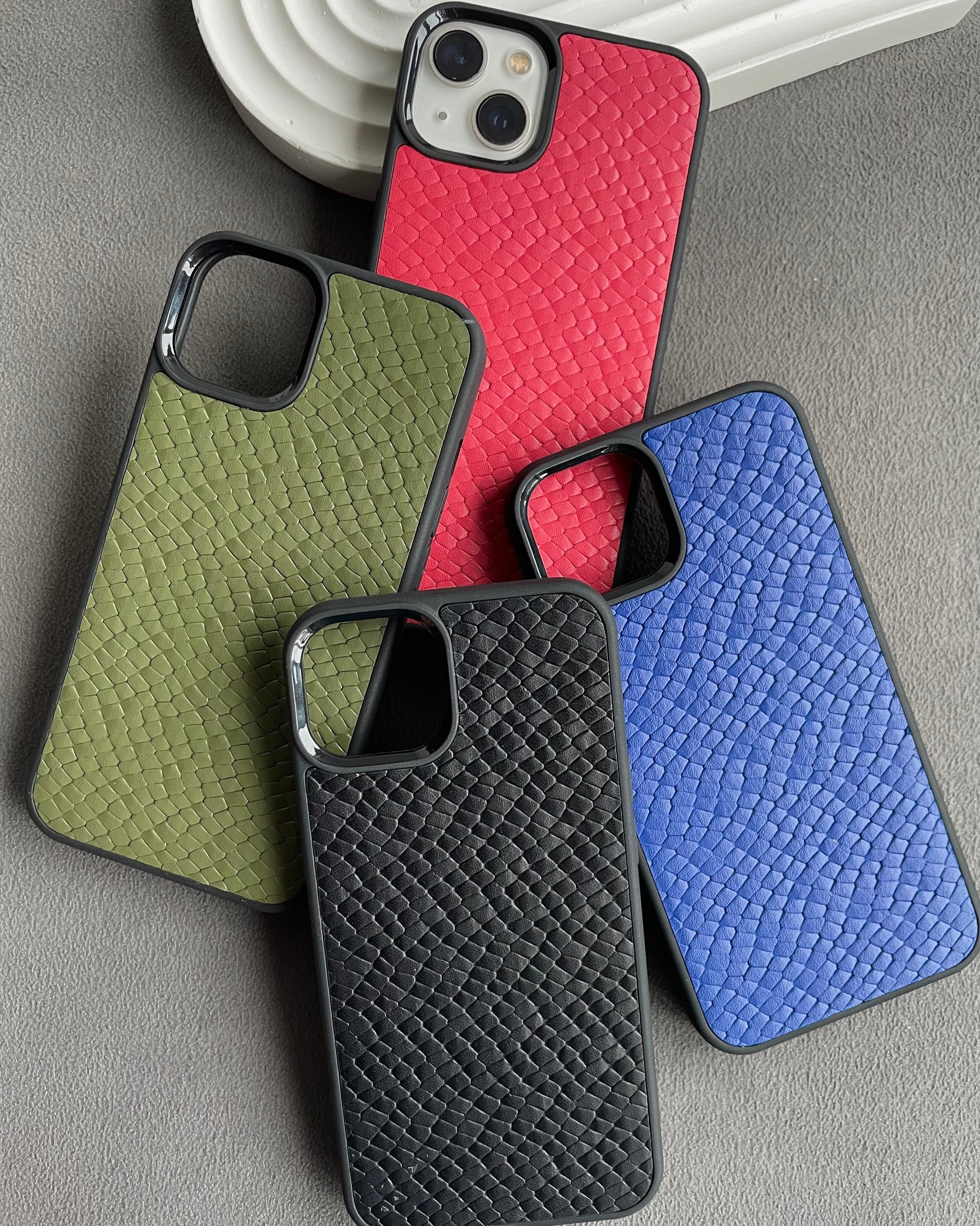 Su Pitonu Desenli Deri iPhone Kılıfı | Saks Mavi