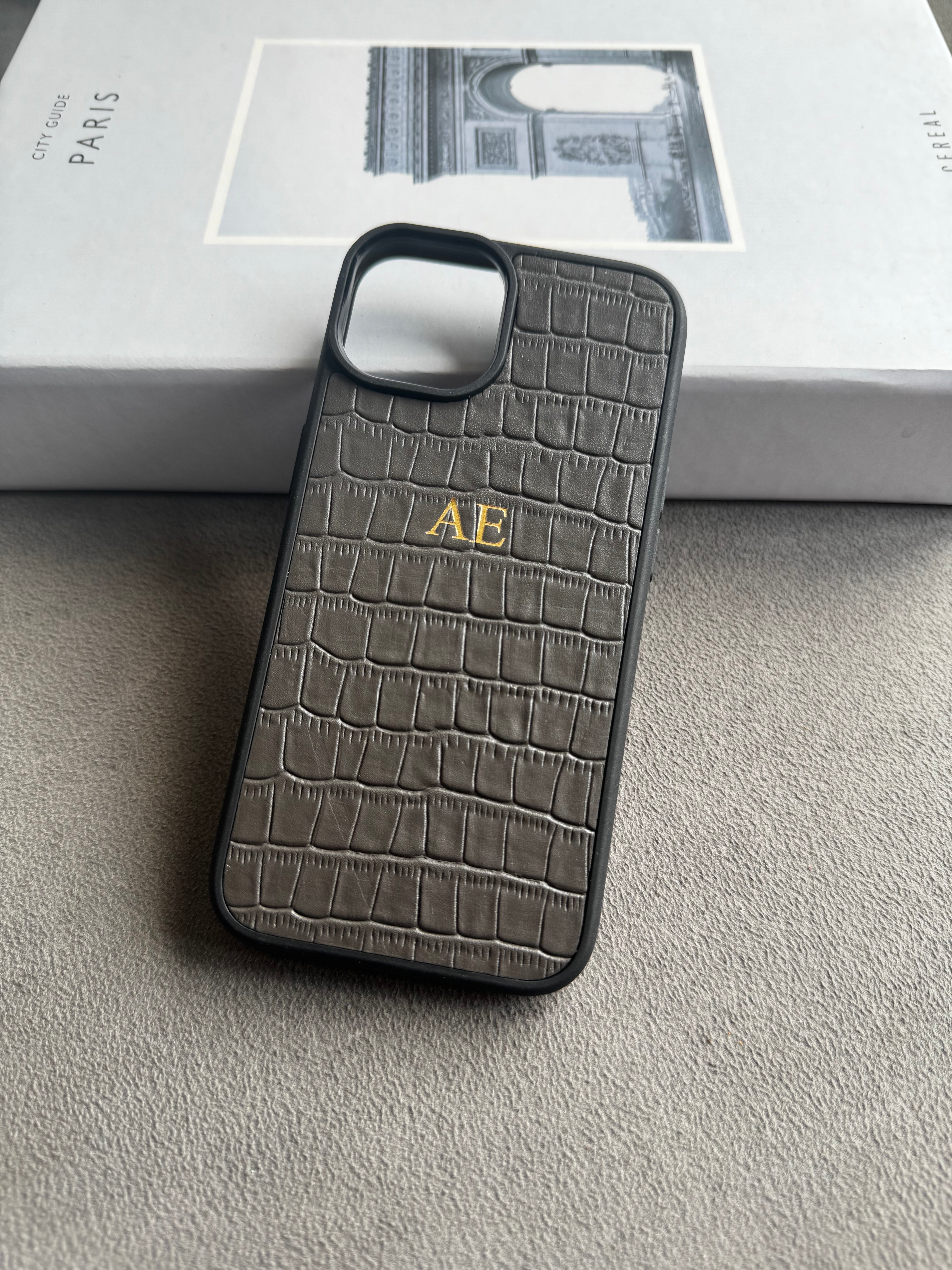 Gri Croco Deri iPhone Kılıfı