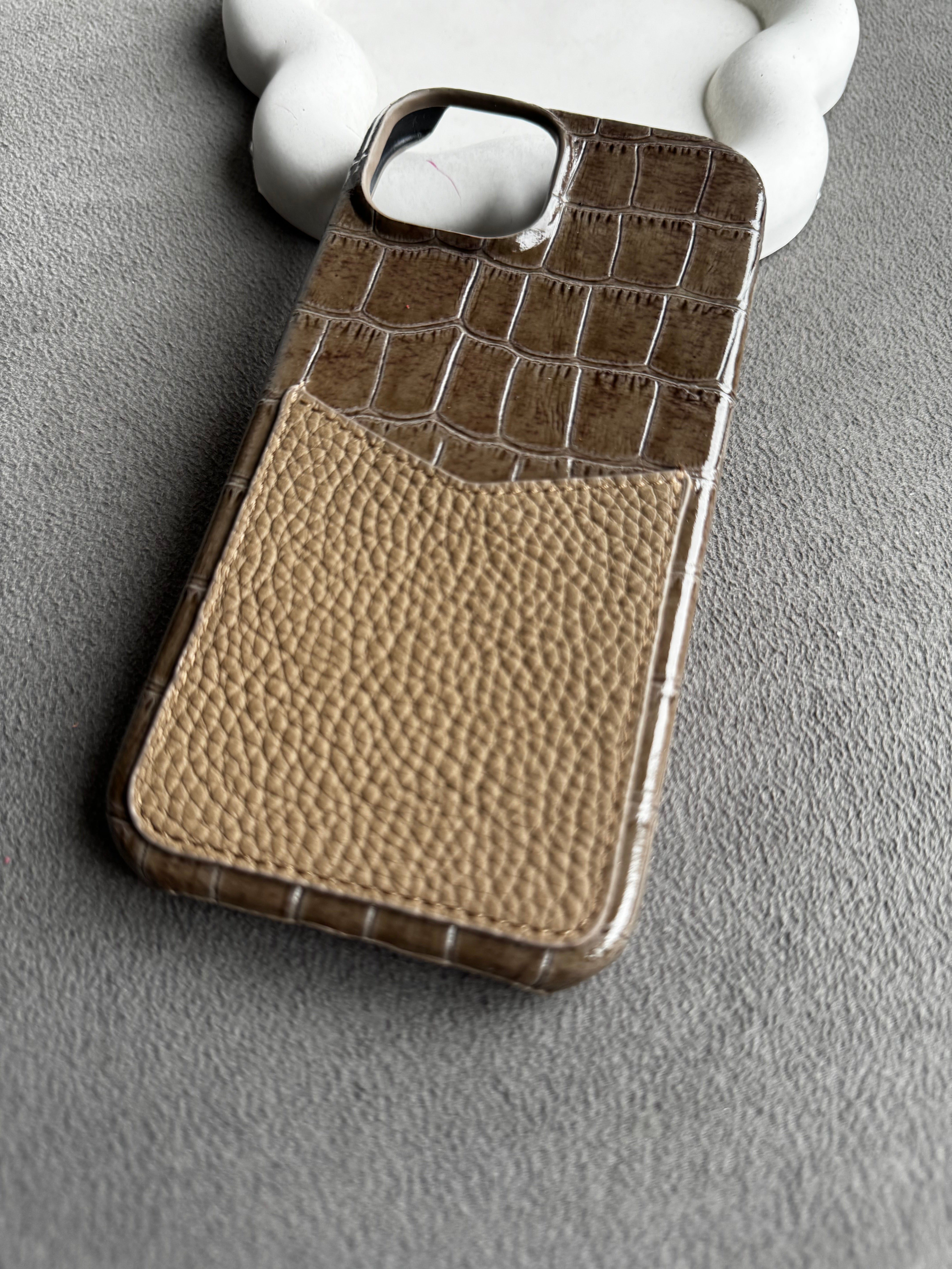 Vizon Croco Deri iPhone Kılıfı – Cepli Model