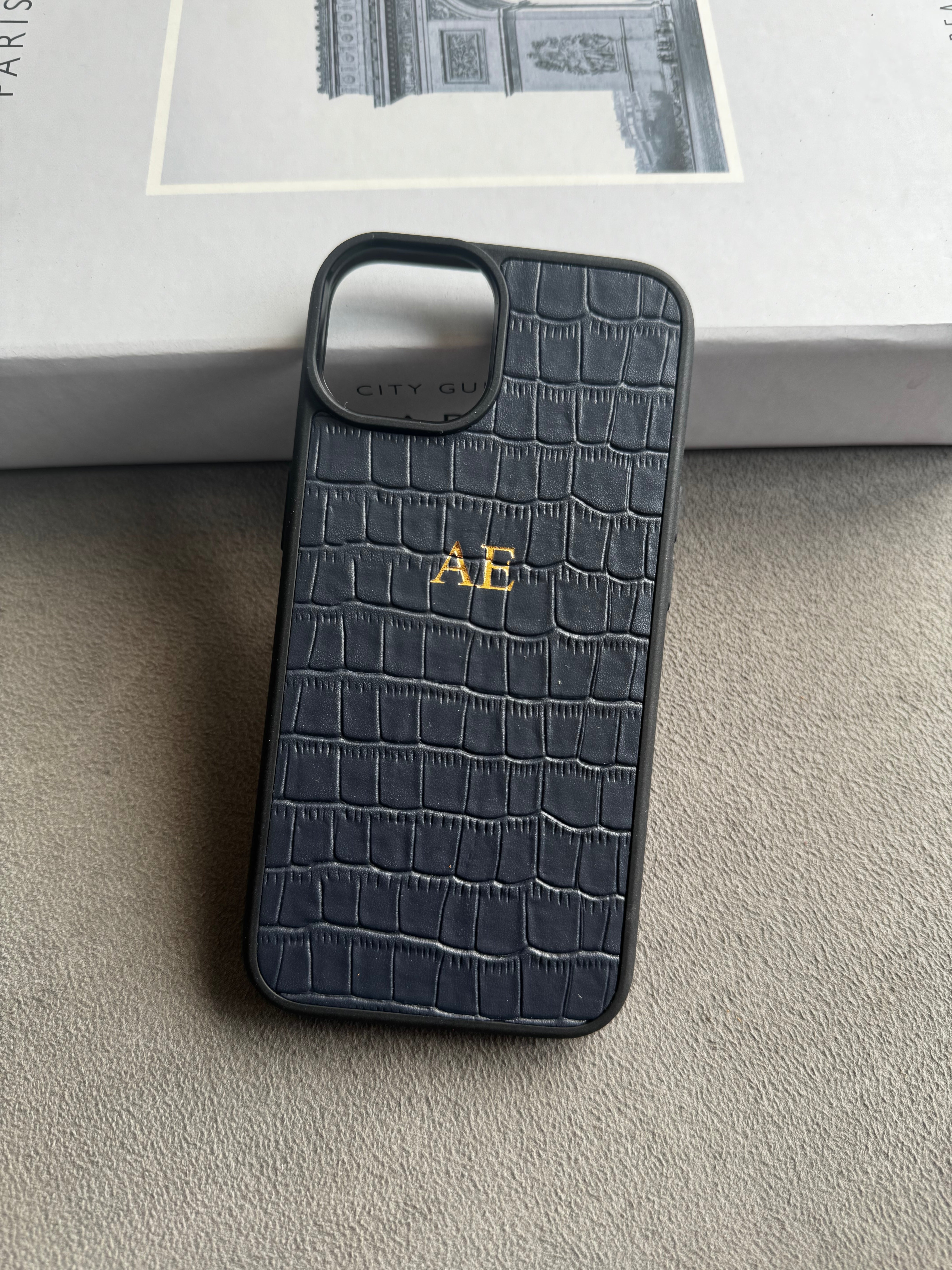 Koyu Lacivert Mat Croco Deri iPhone Kılıfı