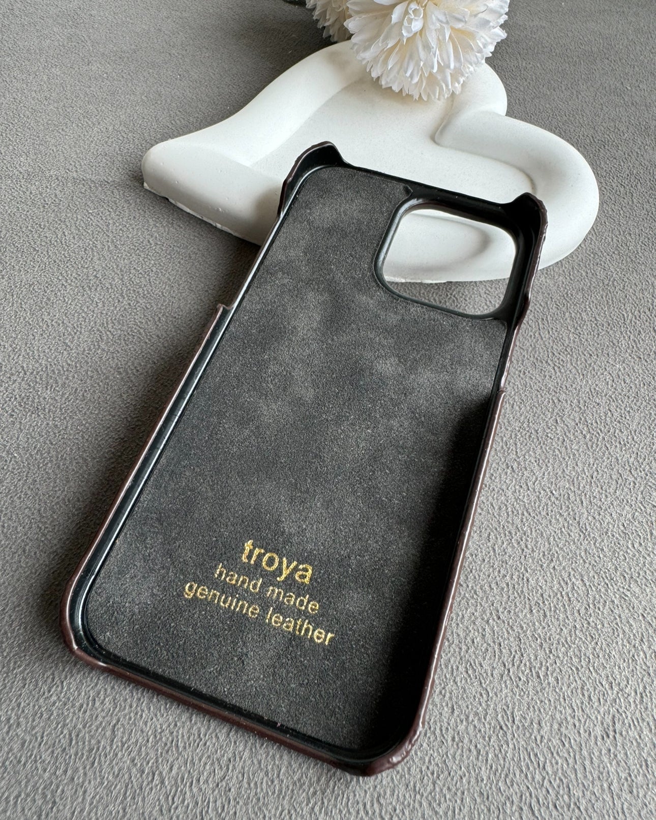 Kahve Rugan Croco Deri iPhone Kılıfı