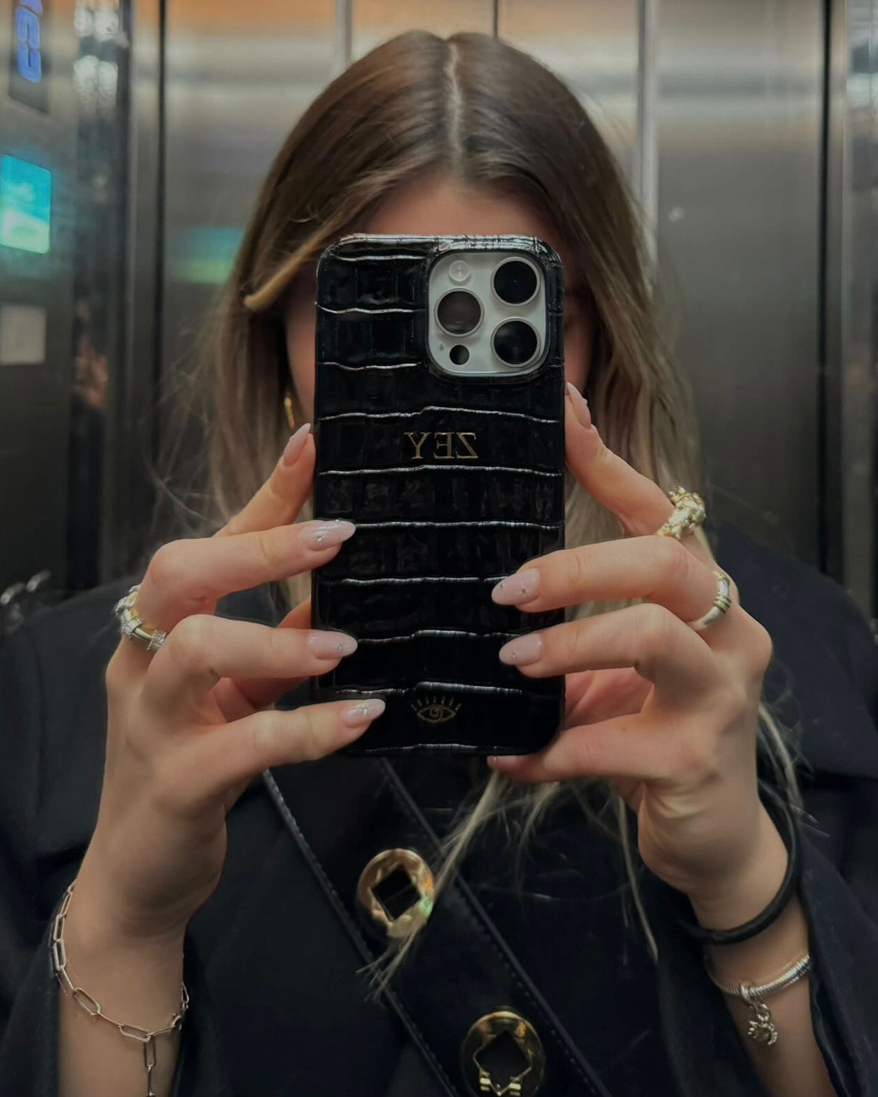 Siyah Rugan Croco Deri iPhone Kılıfı