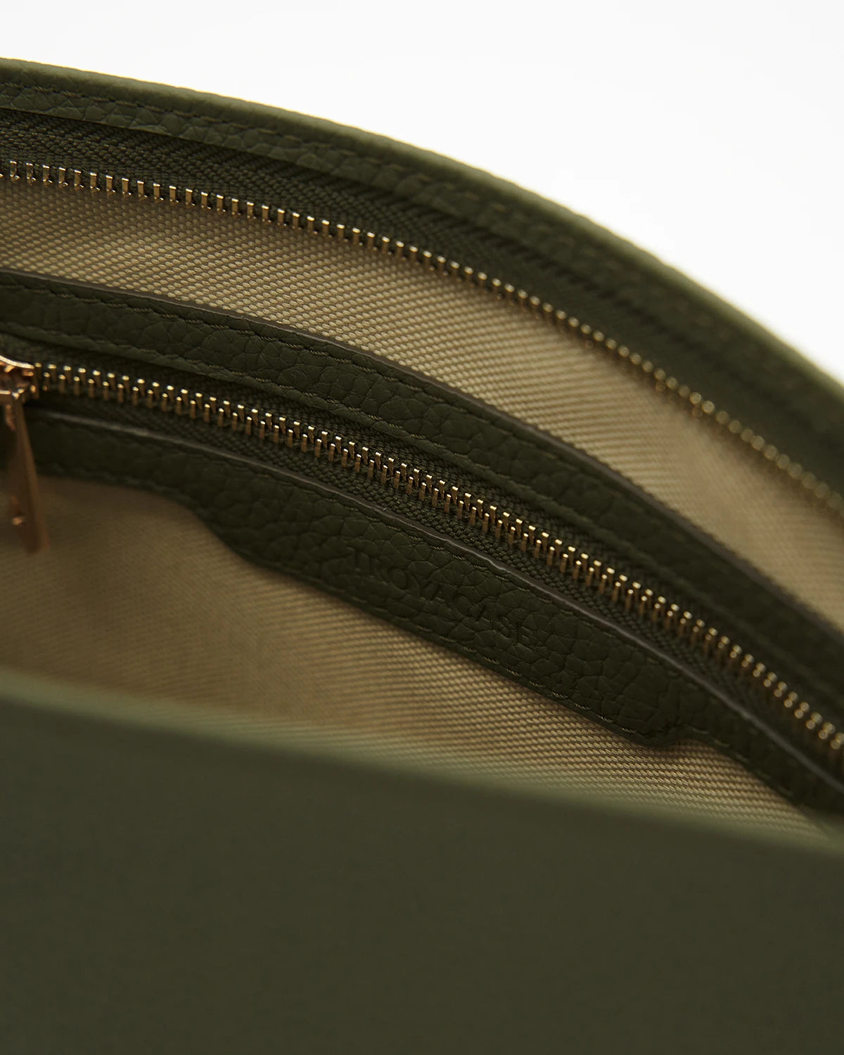 Haki Dokulu Deri Clutch Çanta