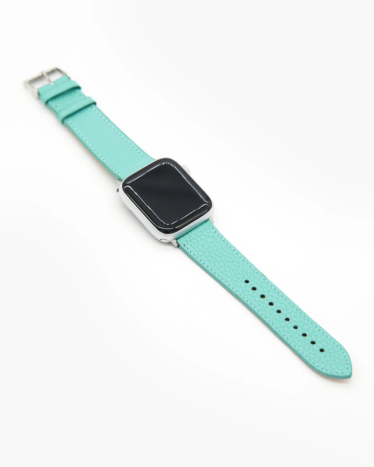 Açık yeşil Togo deri kordonun Apple Watch üzerinde görünümü; saat dahil değildir