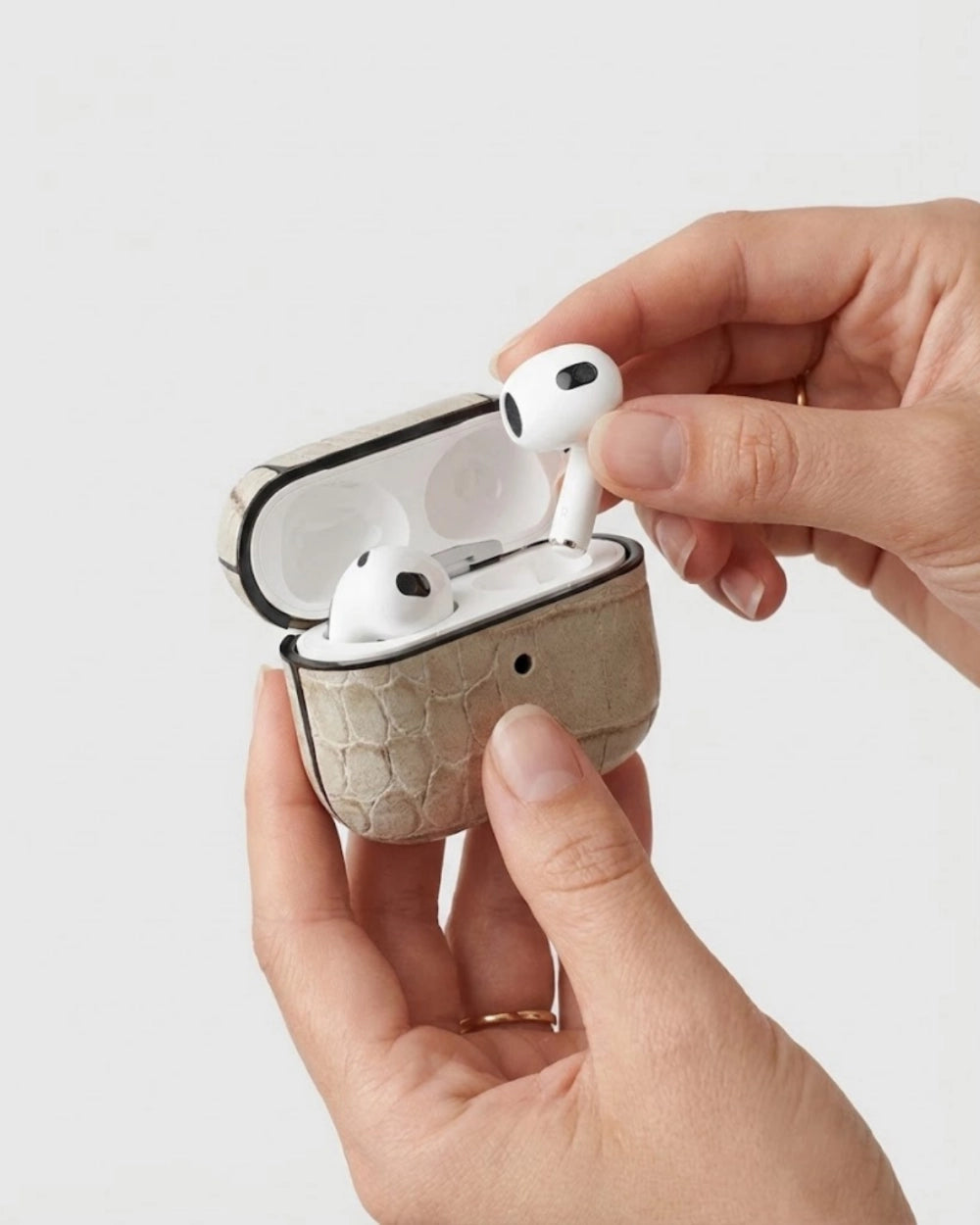 Deri AirPods Kılıfı | Bej Croco