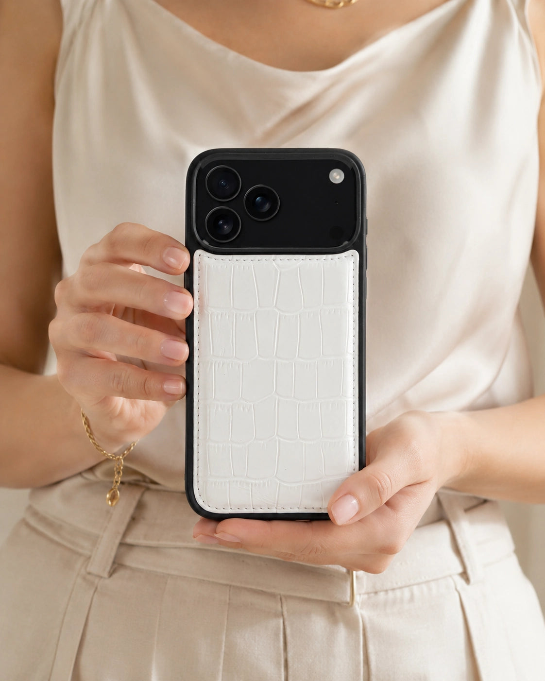 Premium iPhone Kılıfı | Beyaz Croco