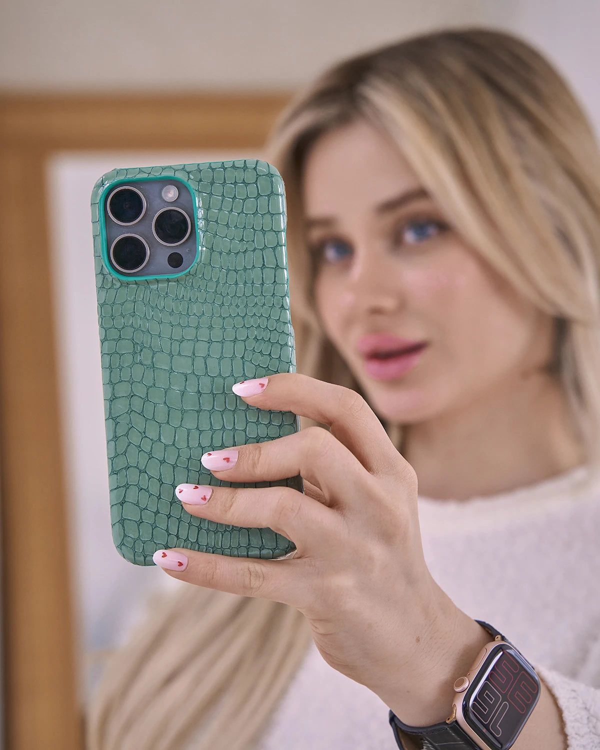 Su Yeşili Küçük Croco Deri iPhone Kılıfı