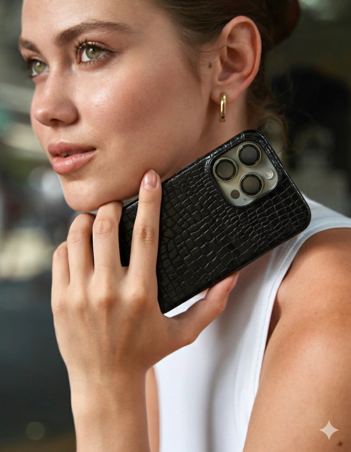 Siyah Parlak Küçük Croco Deri iPhone Kılıfı