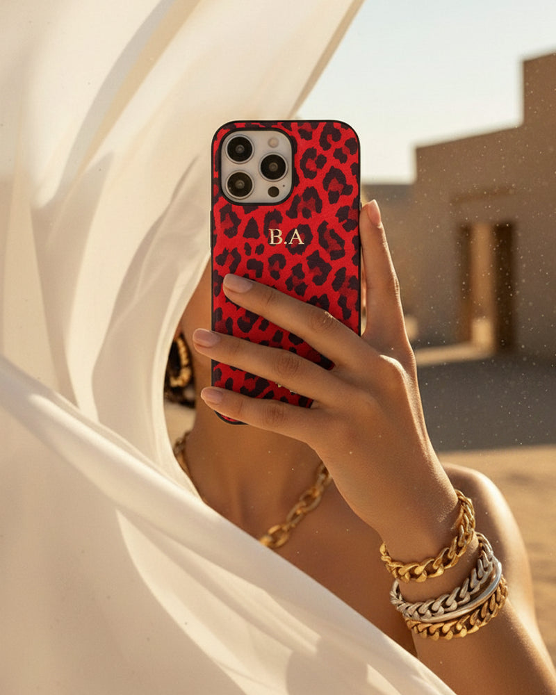 Kırmızı Leopar Desenli Suet Deri iPhone Kılıfı