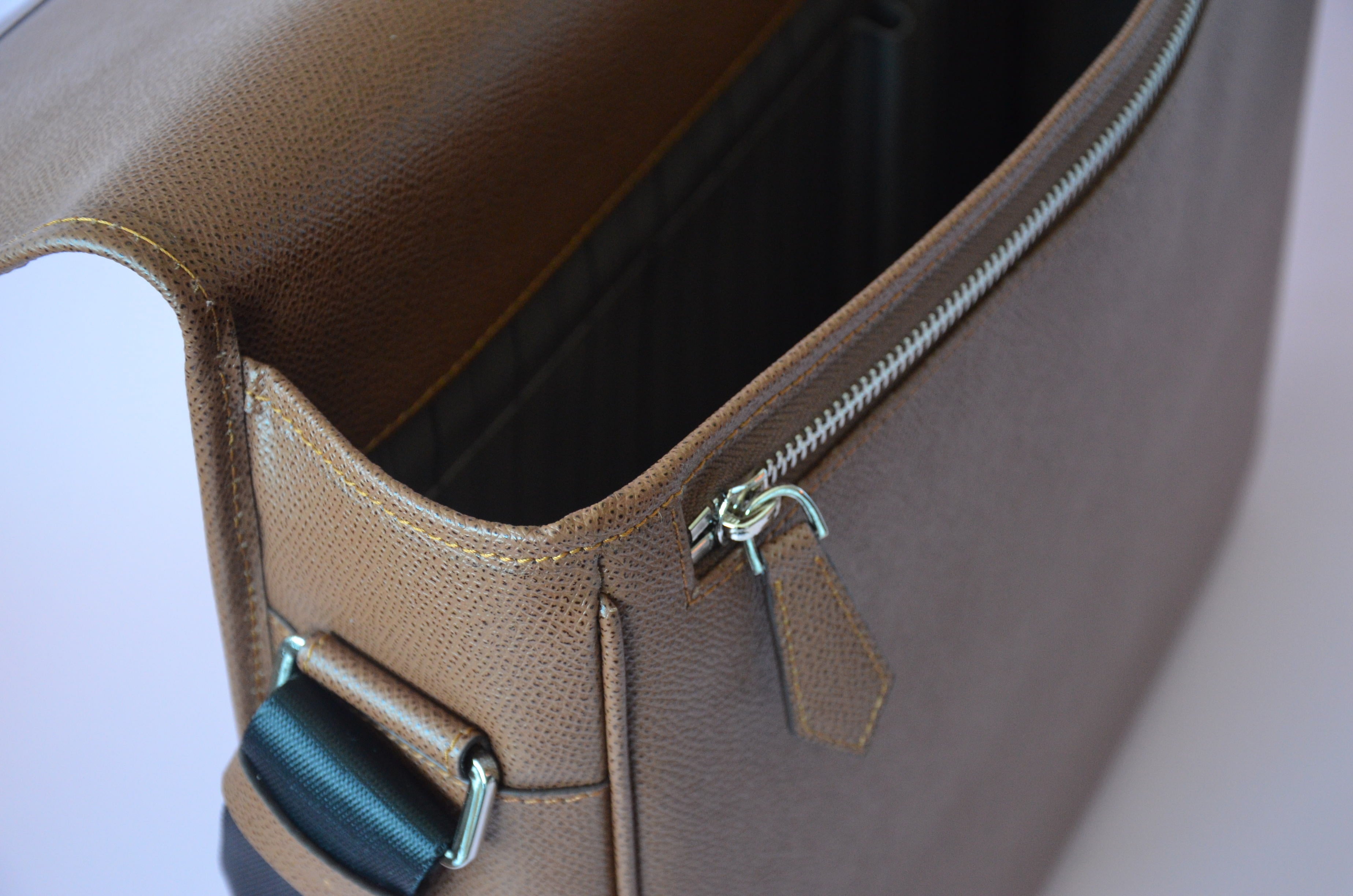 Deri Askılı Erkek Çantası-Taba