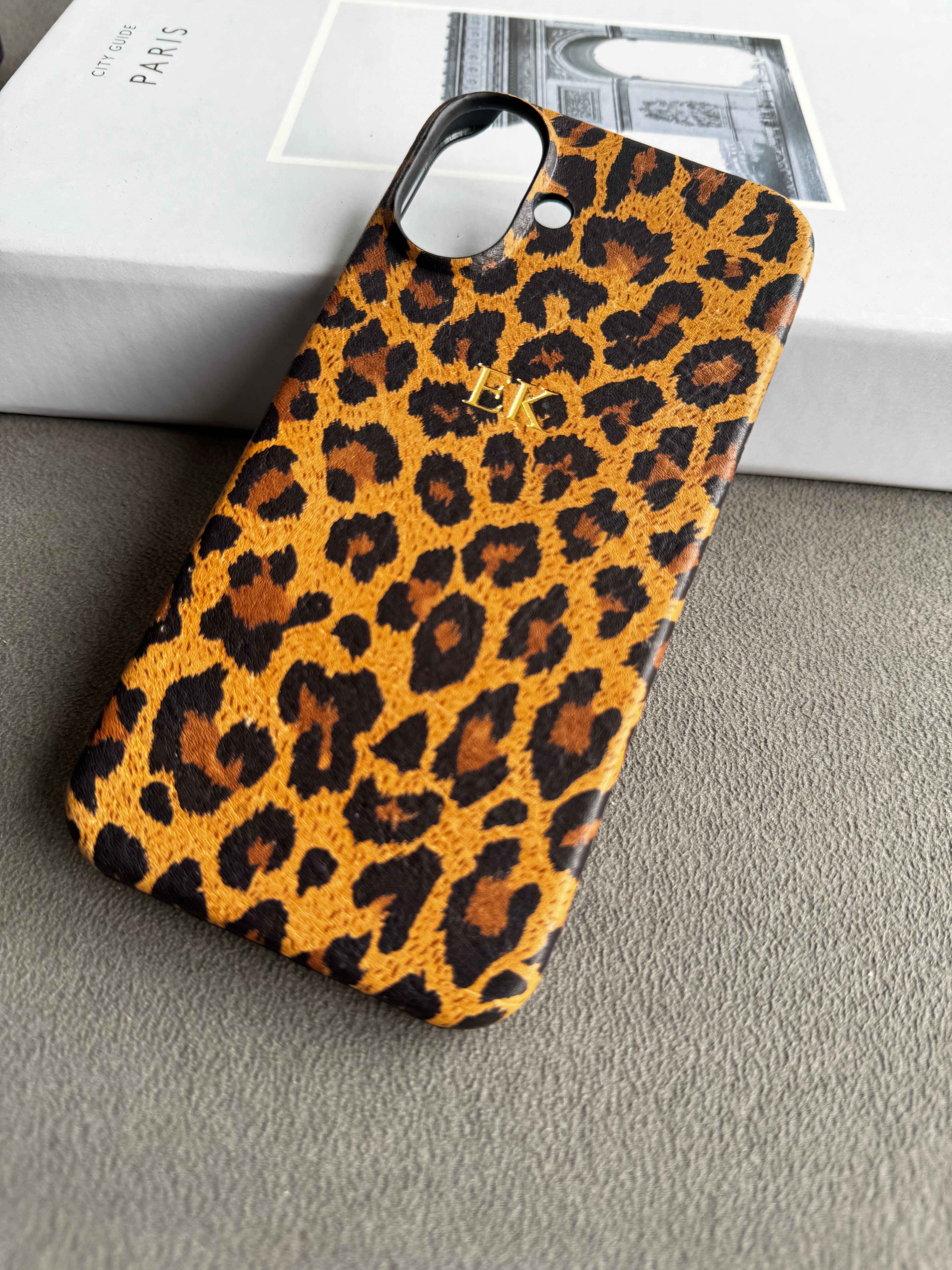 Kahverengi Leopar Desenli Deri iPhone Kılıf