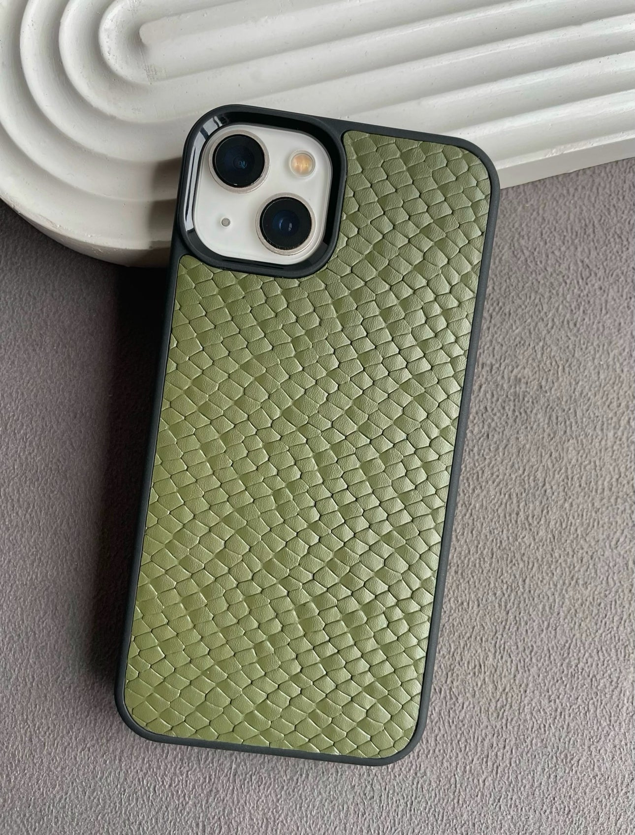Su Pitonu Baskı Deri iPhone Kılıfı - Haki