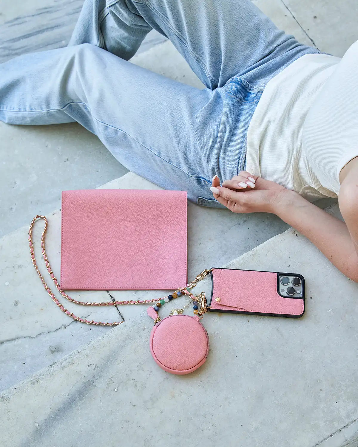 Pudra Pembe Dokulu Deri Clutch Çanta
