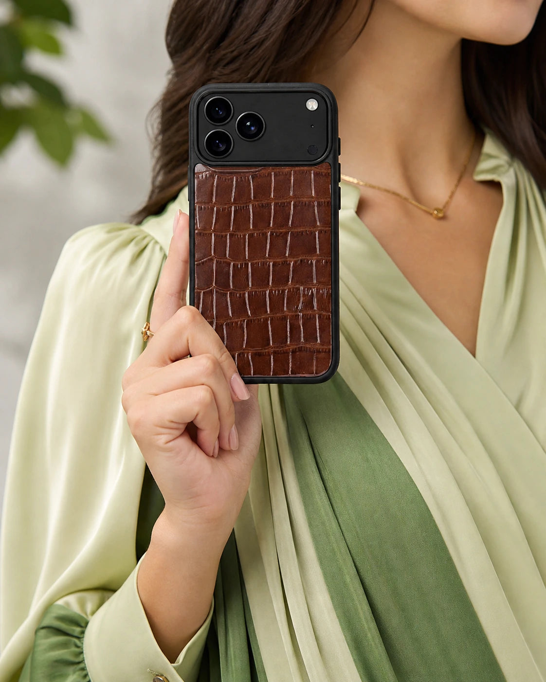 Deri iPhone Kılıfı | Kahve Rugan Croco | Havuz