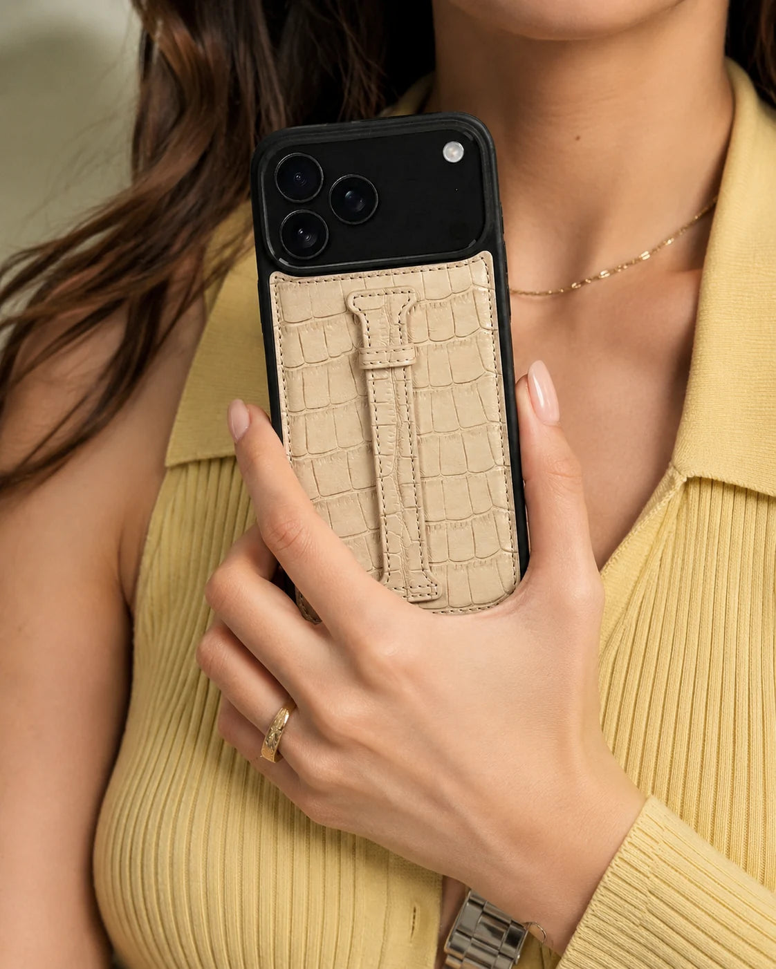 Kemerli iPhone Kılıfı | Krem Mat Croco
