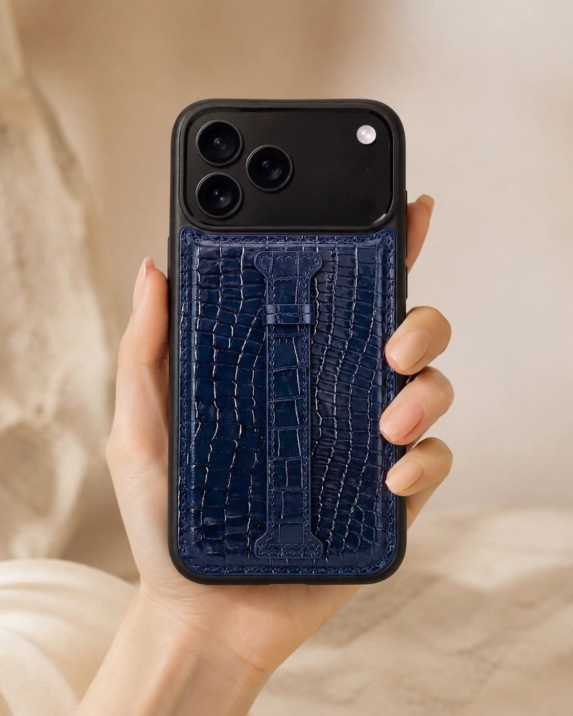 Kemerli iPhone Kılıfı | Lacivert Küçük Croco