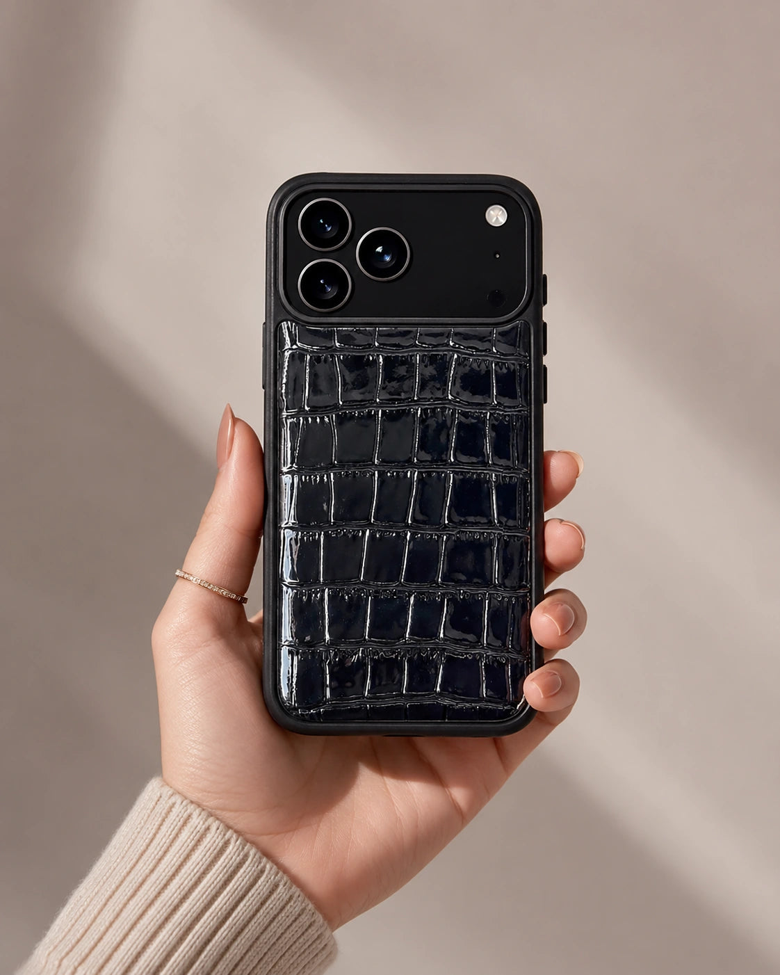 Deri iPhone Kılıfı | Siyah Rugan Croco | Havuz