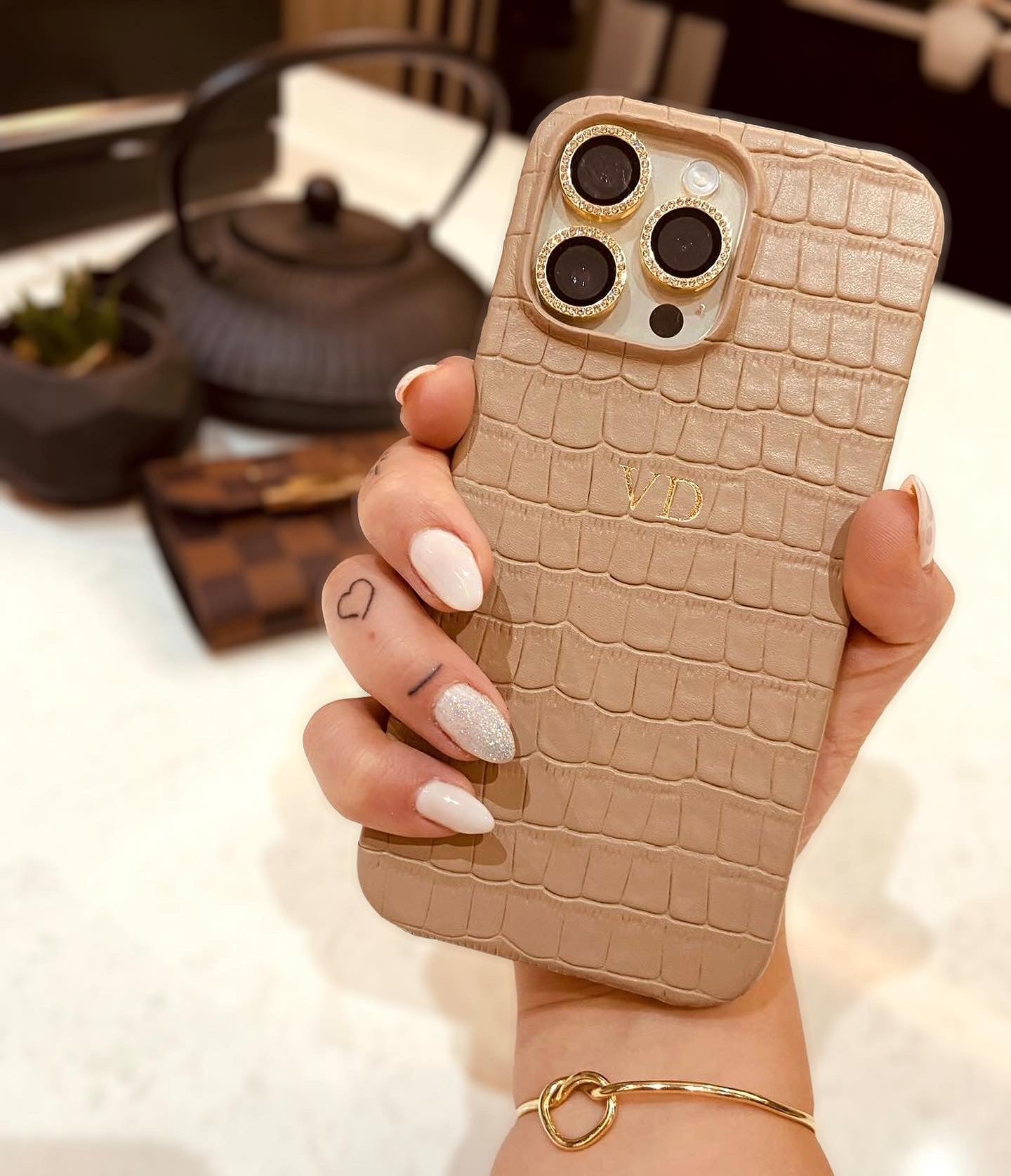 Croco serisi mat krem croco telefon kılıfı