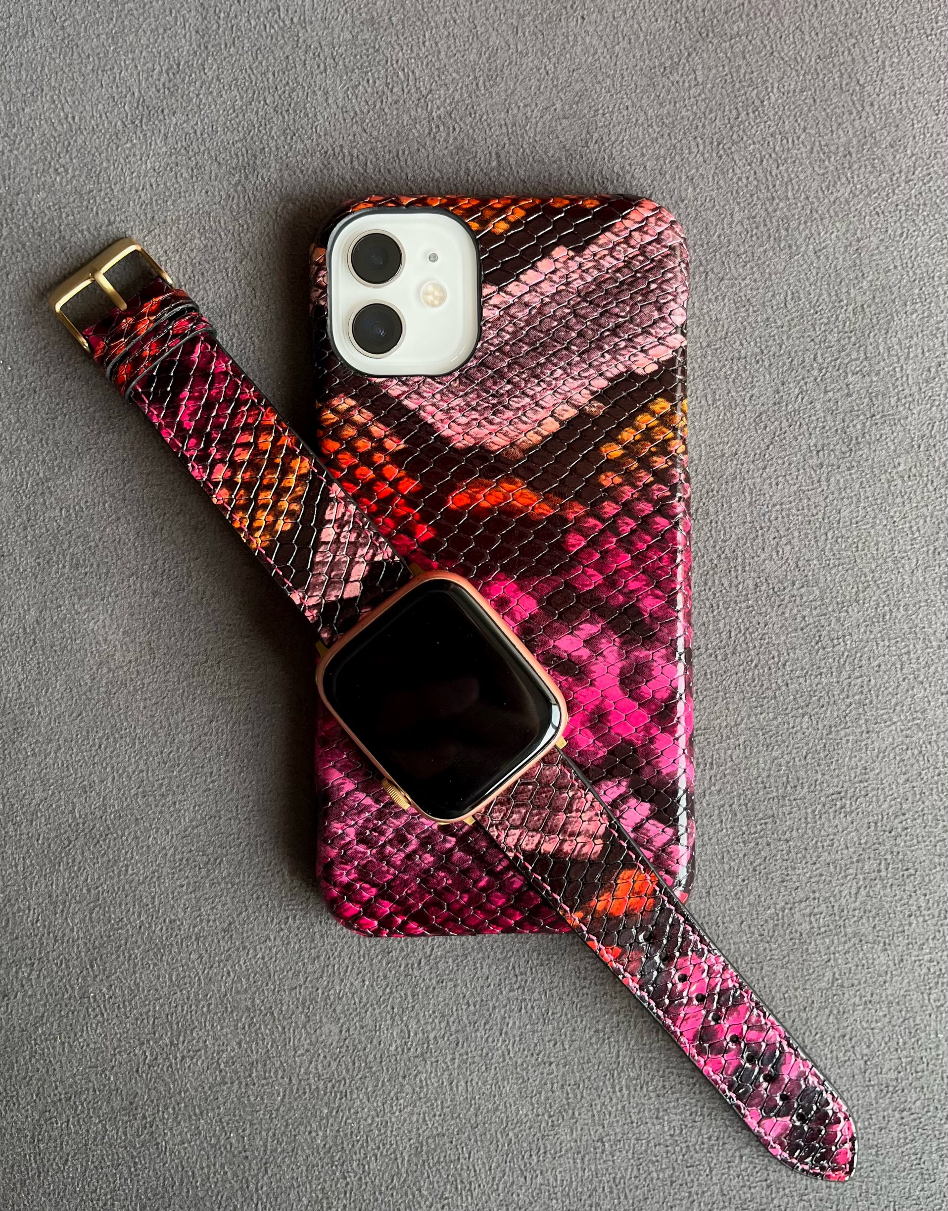 Piton 102 serisi telefon kılıfı ve apple watch kordon seti