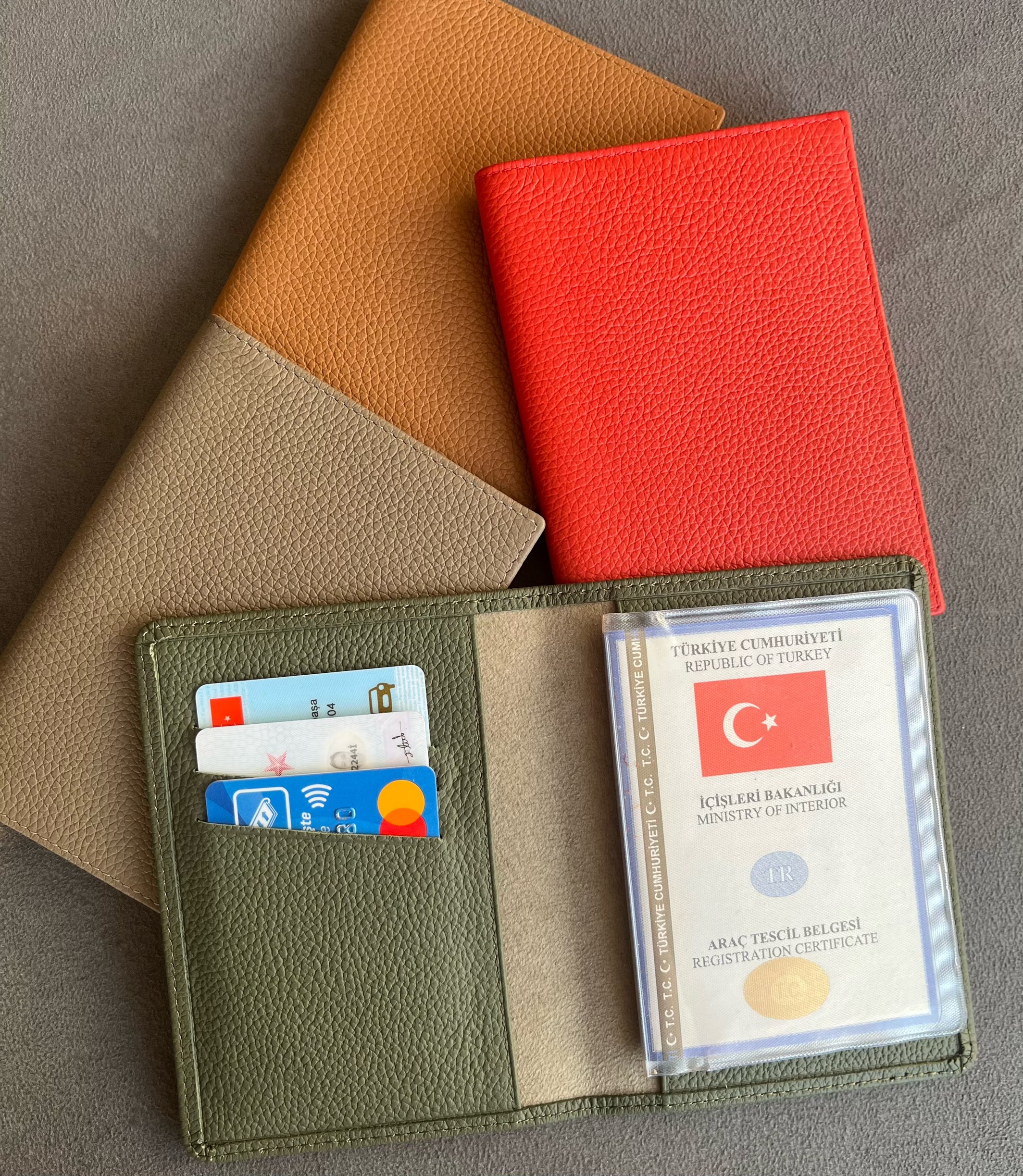 Deri Ruhsat Kılıfı-Kırmızı